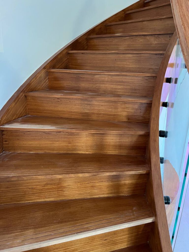 Two-storey residential repaint